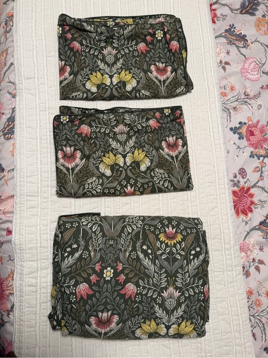 IKEA Other - IKEA KÄRRDUNÖRT Floral Duvet Cover Set - full/queen - FREE SHIPPING